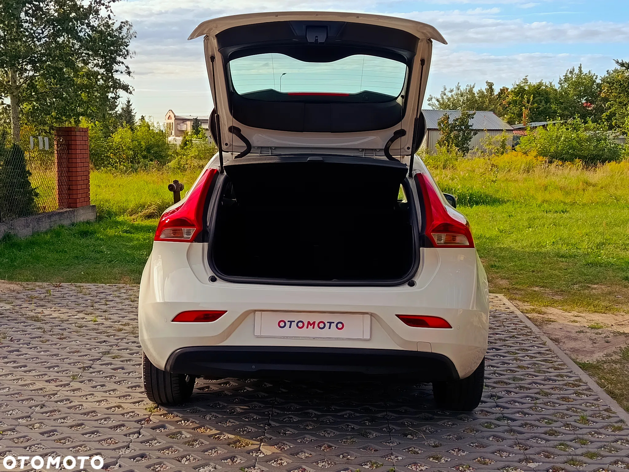 Volvo V40 D2 Momentum - 5