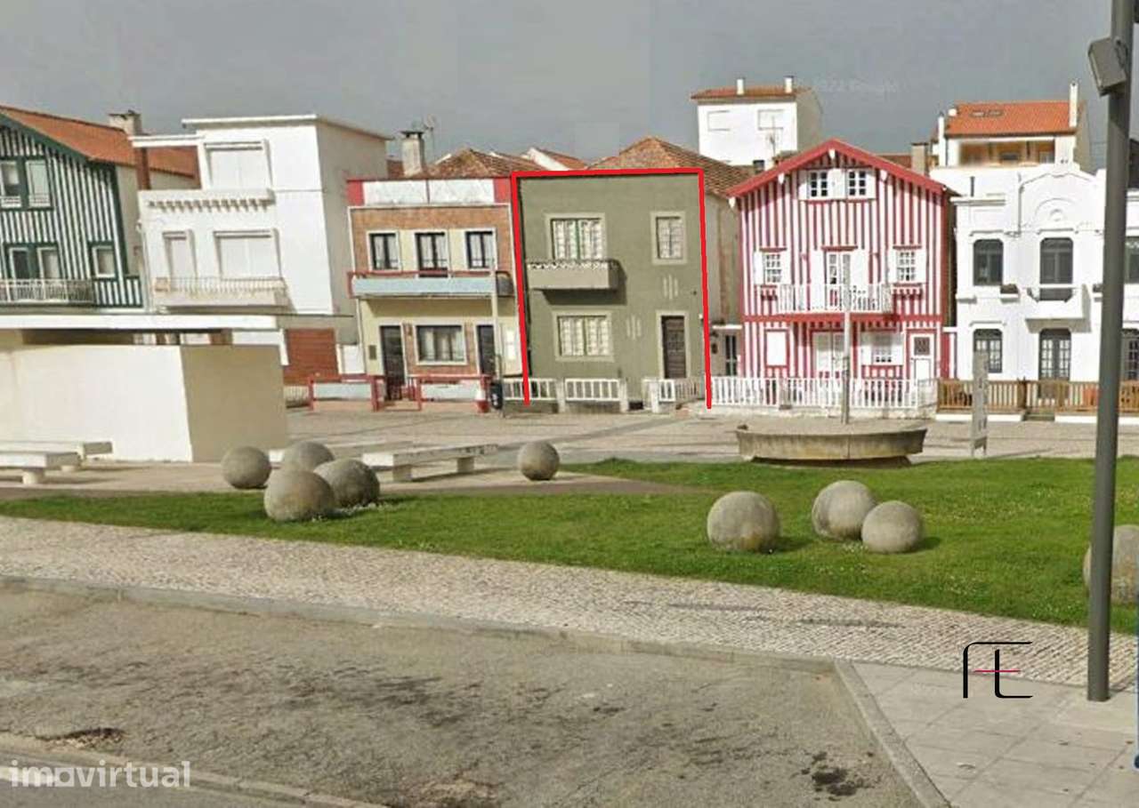 Moradia Geminada >=T10 Venda em Gafanha da Encarnação,Ílhavo - Grande imagem: 2/4