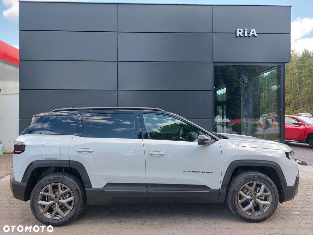 Jeep Compass 1.2 T3 mHEV First Edition FWD DCT - 8