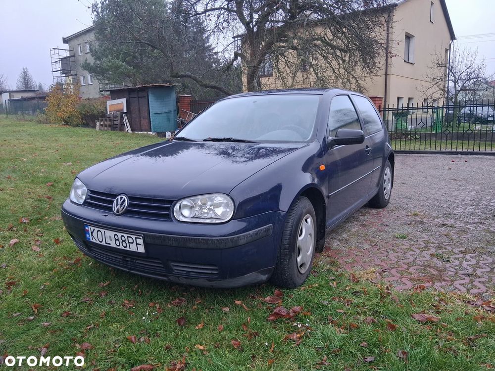 Volkswagen Golf 1.4 Basis - 1