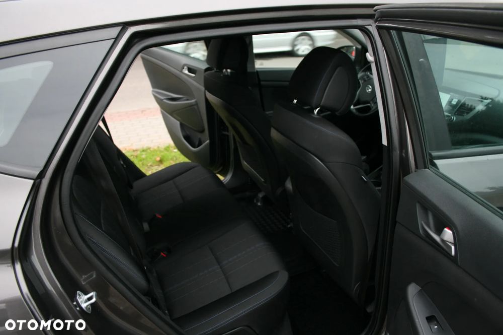 Hyundai Tucson 1.6 GDi Comfort 2WD - 10