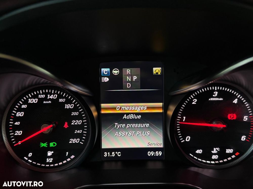 Mercedes-Benz GLC Coupe 250 d 4Matic 9G-TRONIC AMG Line - 27