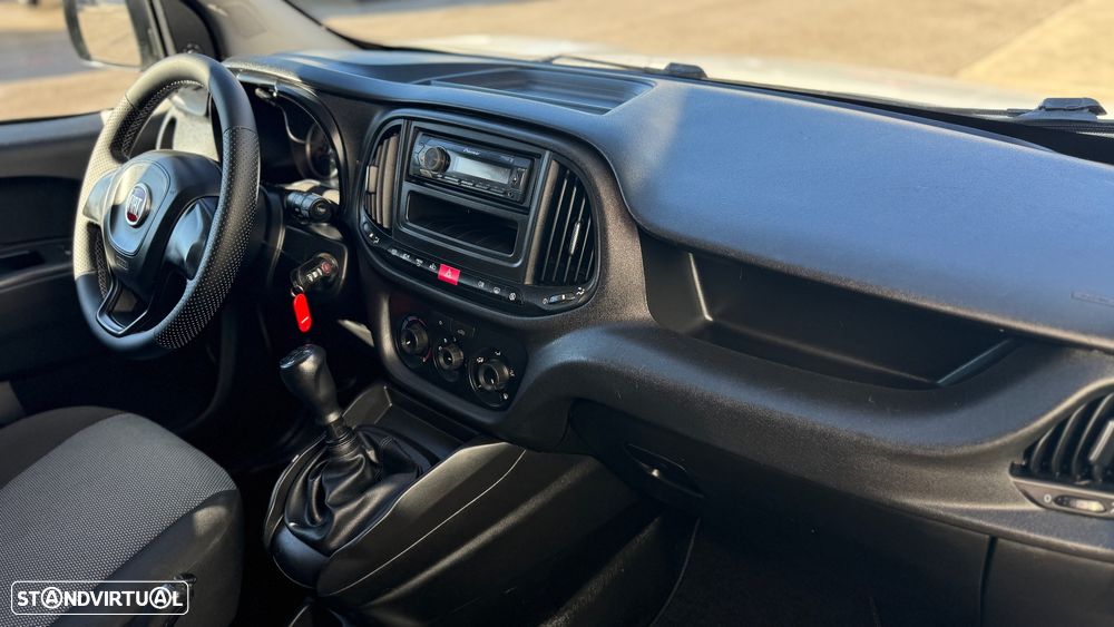 Fiat Doblo 1.3 MJet  3 Lugares A/C - 12