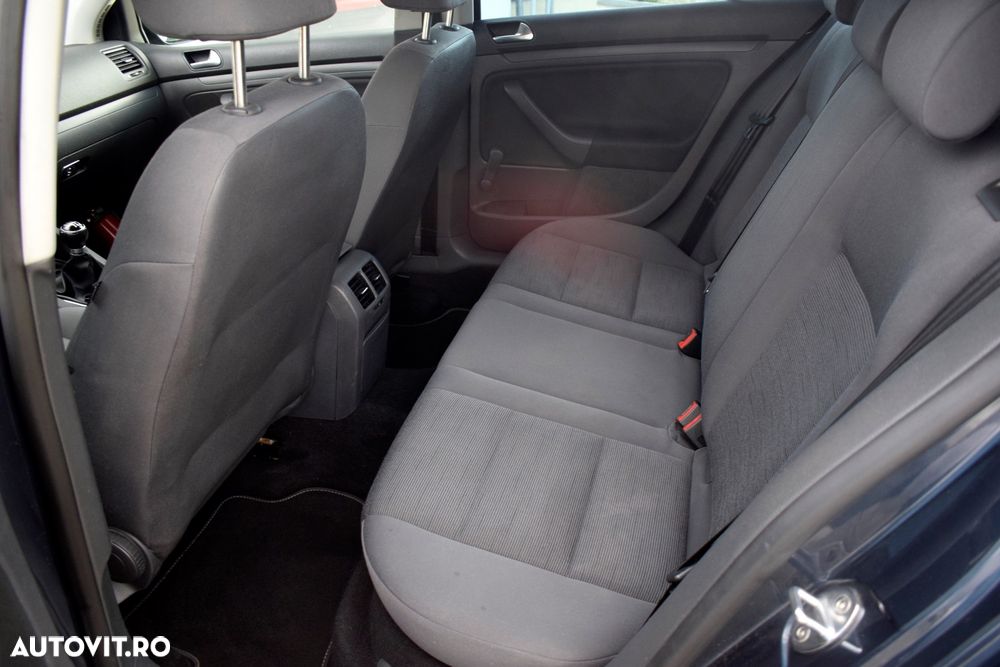 Volkswagen Golf 1.9 TDI DPF Individual - 6