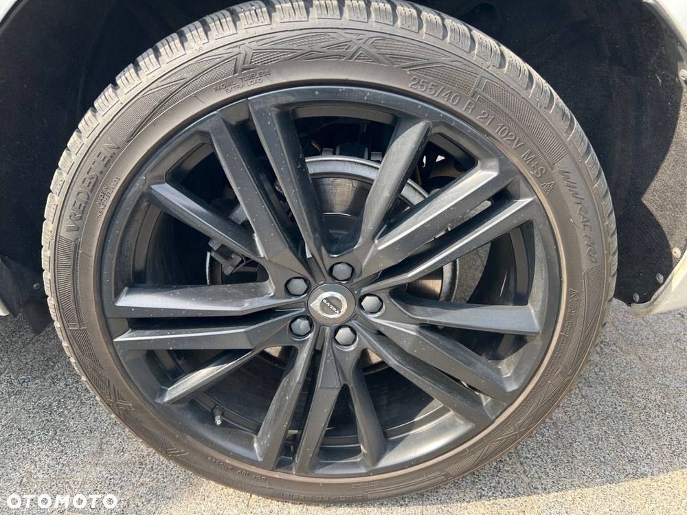 Volvo XC 60 D4 AWD R-Design - 16