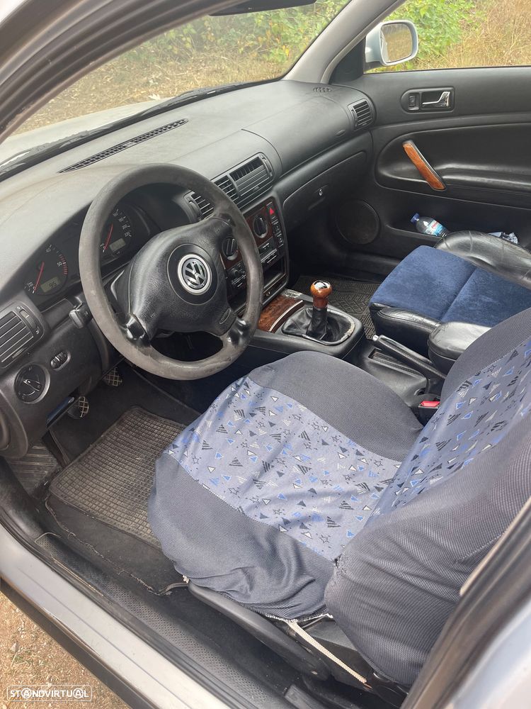 VW Passat Variant 1.9 TDi Confortline - 6