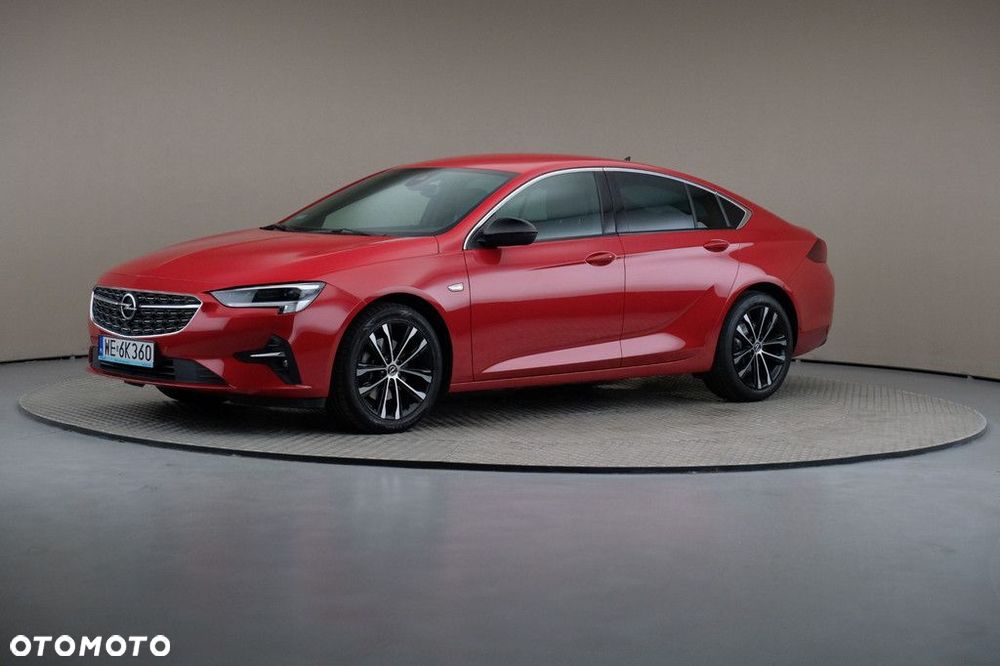 Opel Insignia - 1