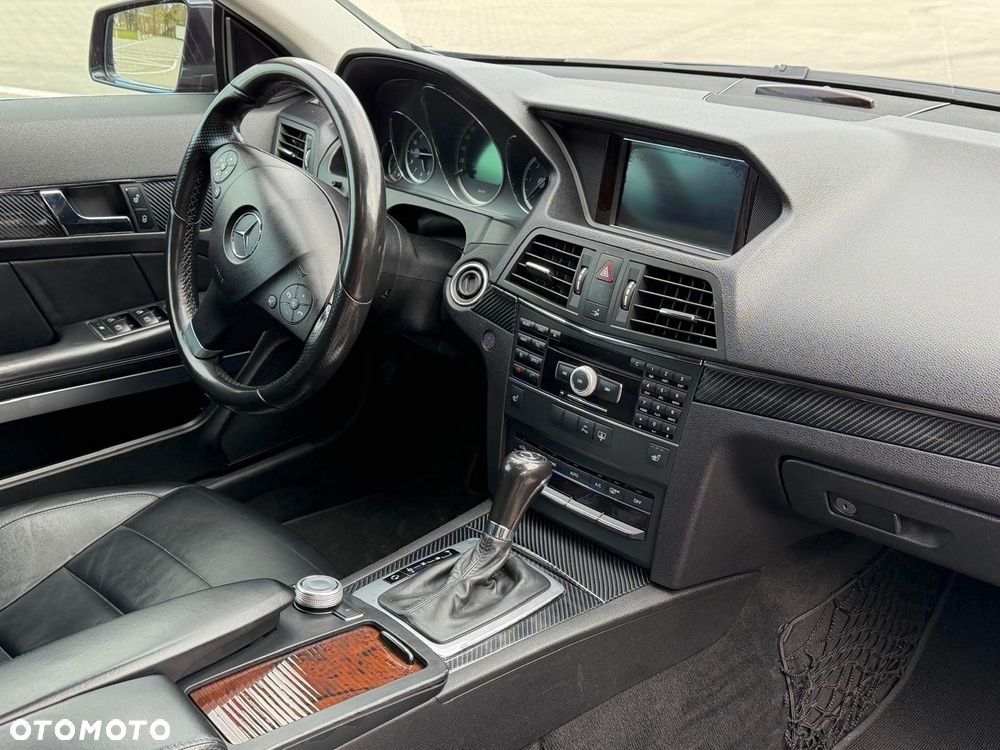 Mercedes-Benz Klasa E - 31