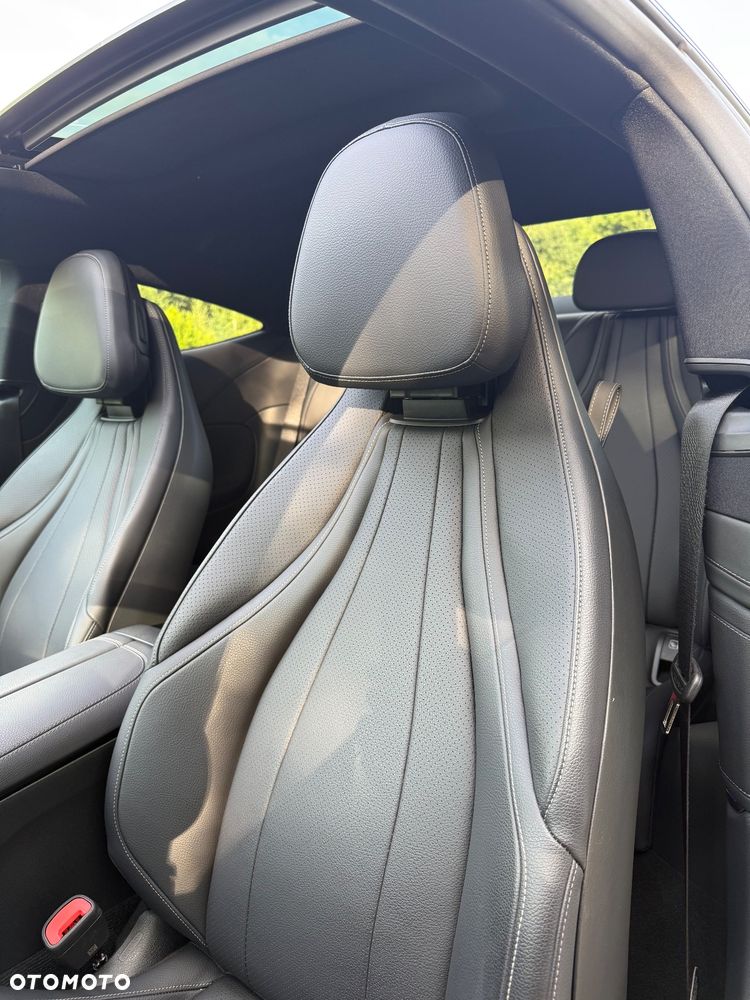 Mercedes-Benz CLE - 34