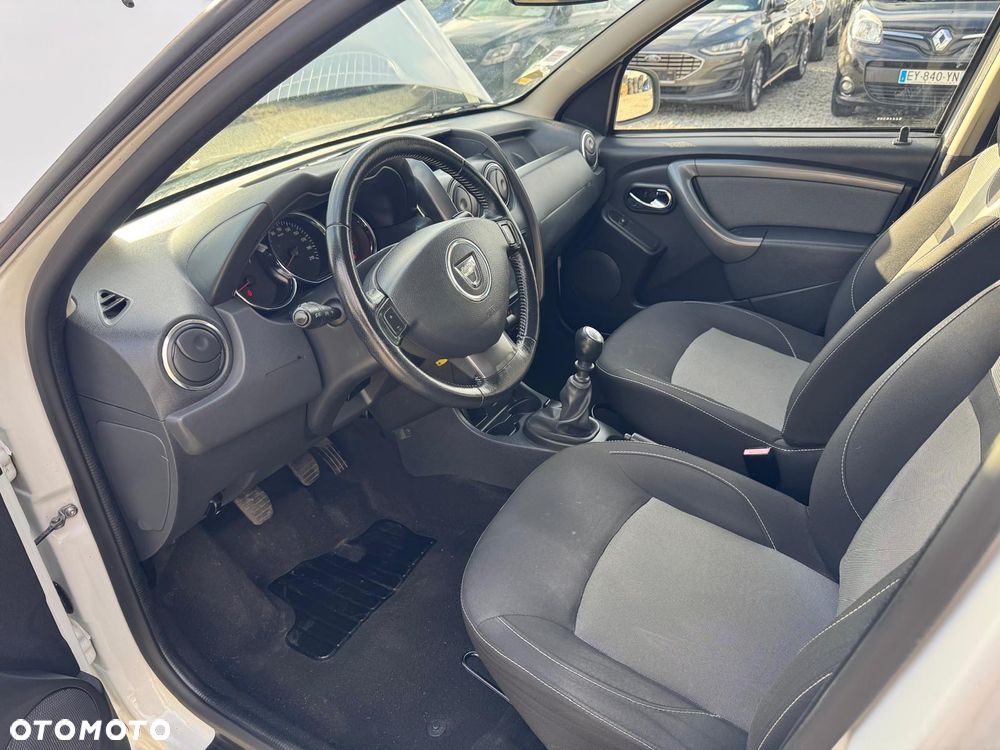Dacia Duster 1.2 TCe Prestige S&S EU6 - 9
