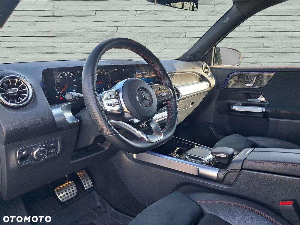 Mercedes-Benz GLB 200 AMG Line 7G-DCT - 10