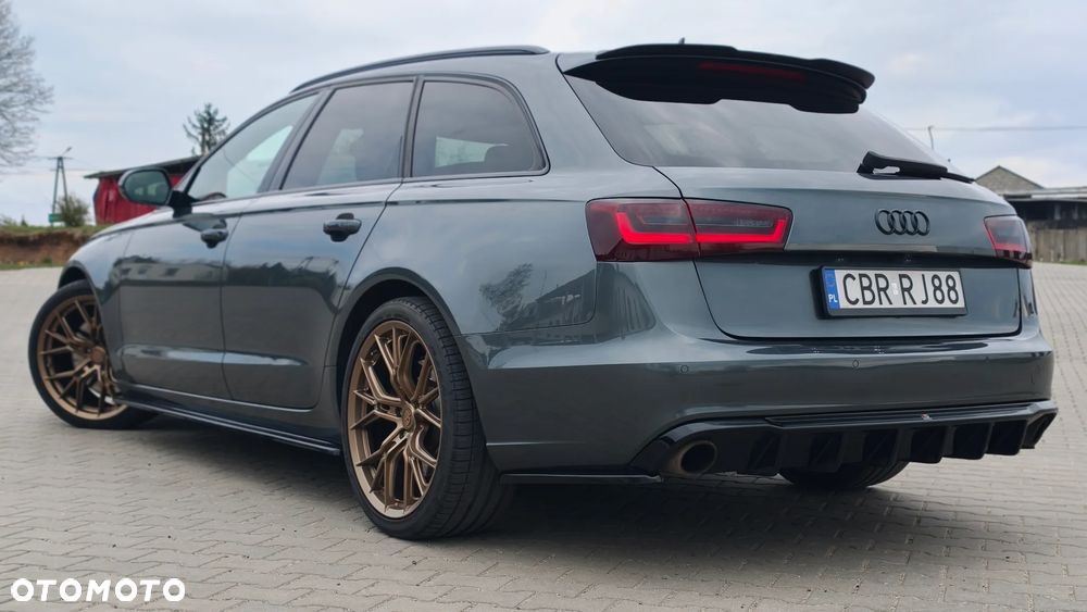 Audi A6 Avant - 16
