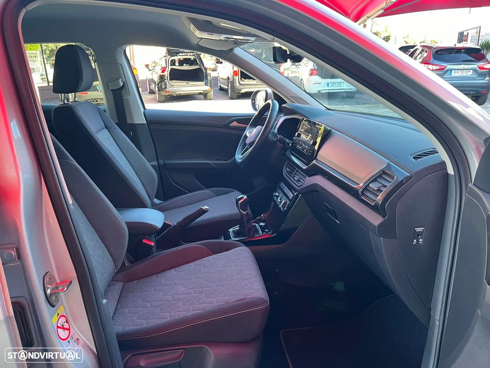 VW T-Cross 1.0 TSI - 12