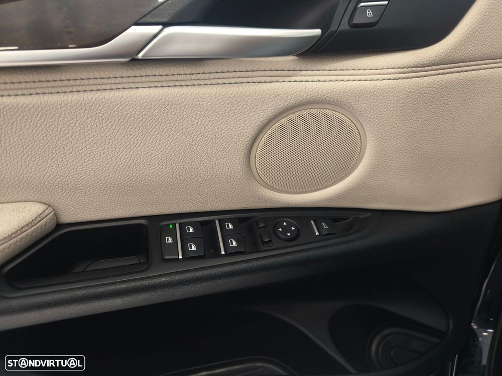 BMW X5 25 d sDrive Comfort 7L - 23