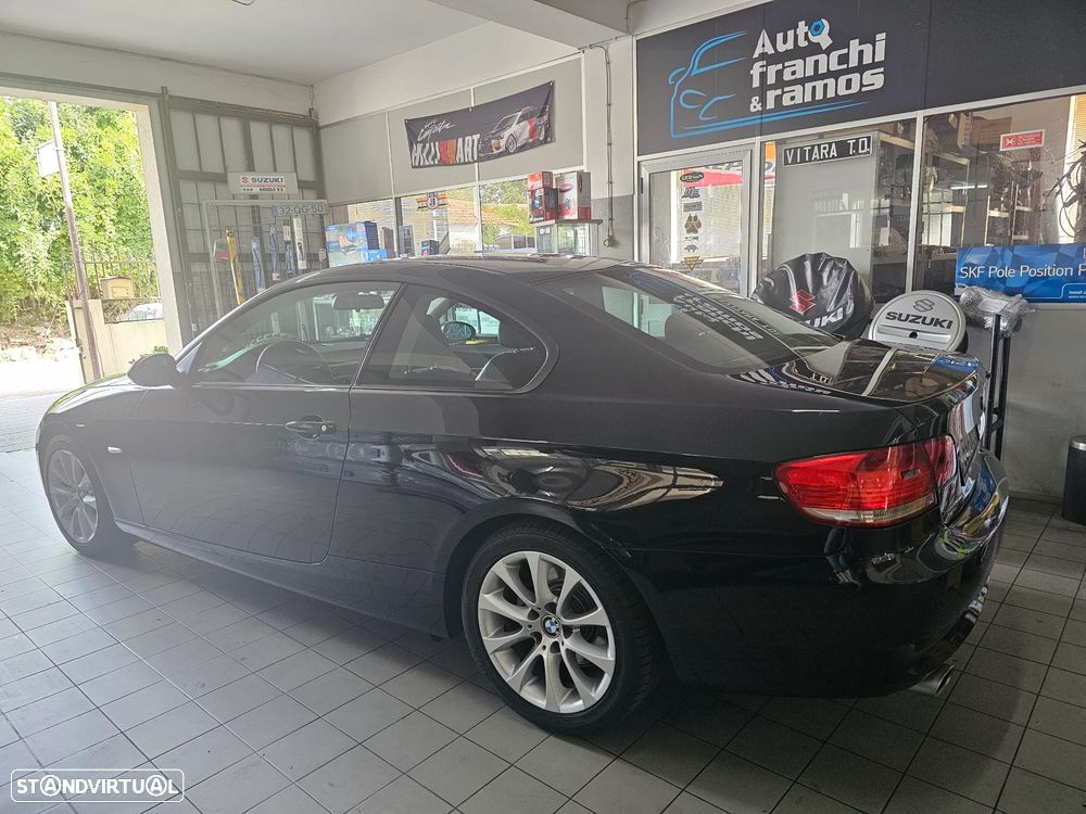 BMW 320 d Coupe - 8