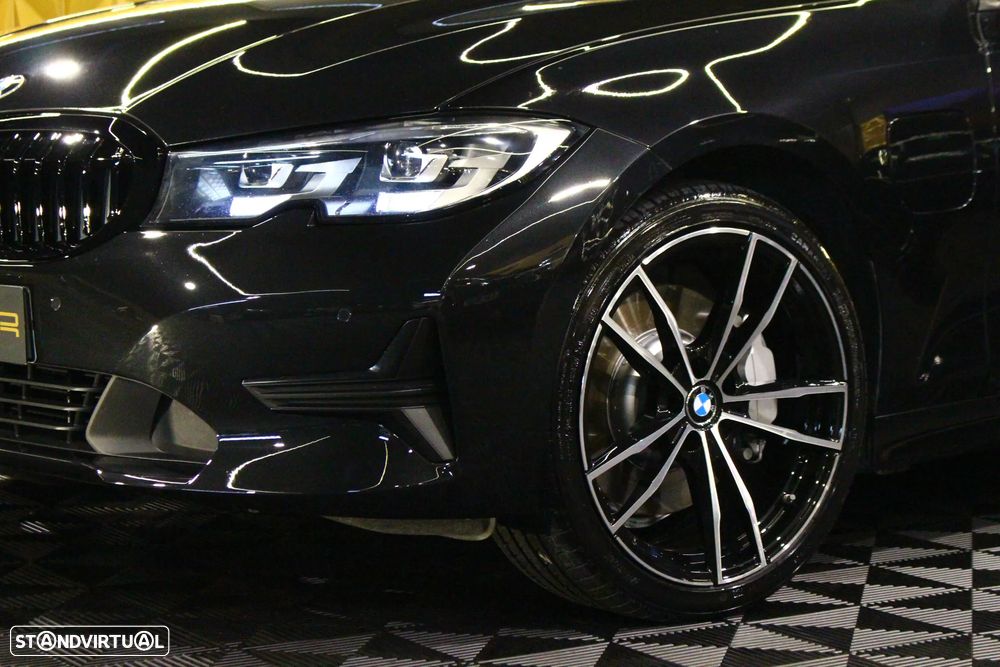 BMW 330 e Line Luxury Auto - 2