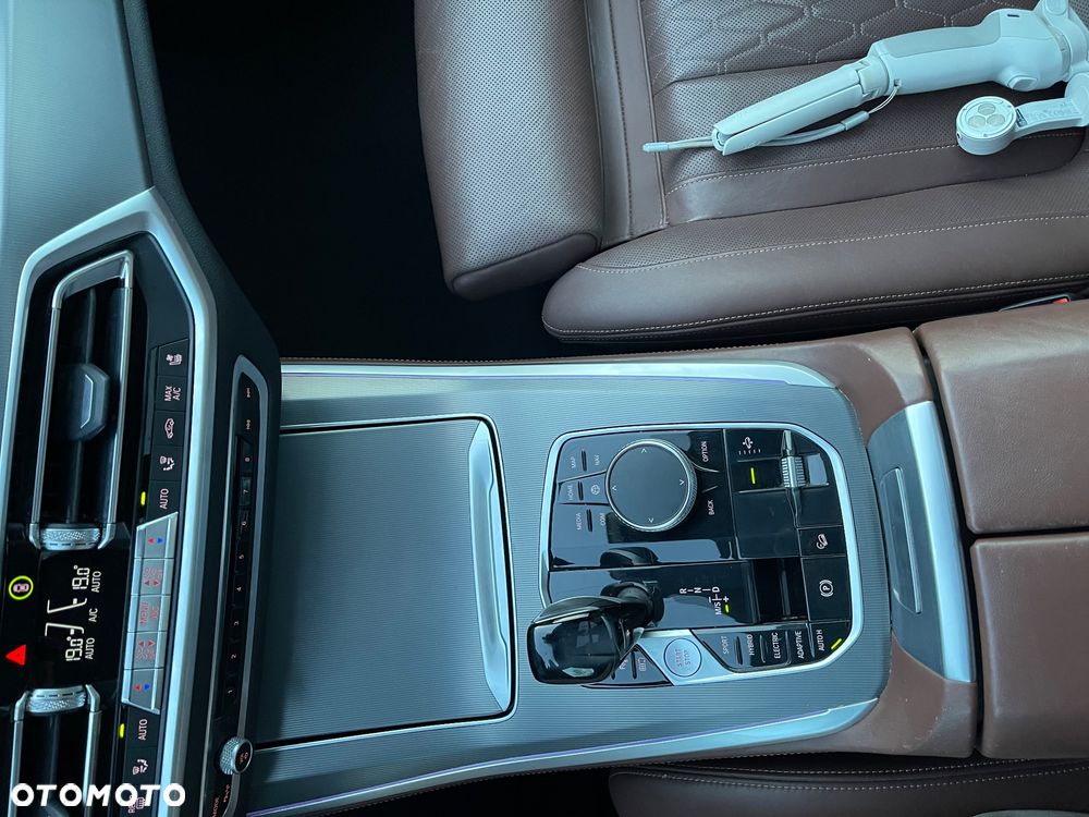 BMW X5 xDrive45e - 36