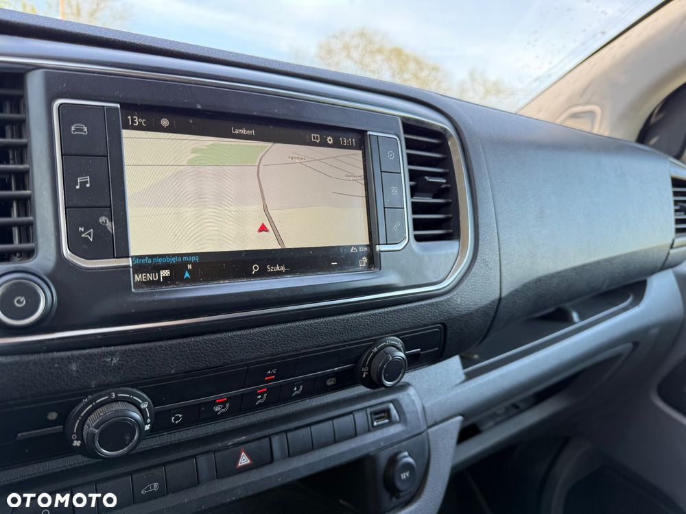 Opel Vivaro - 11
