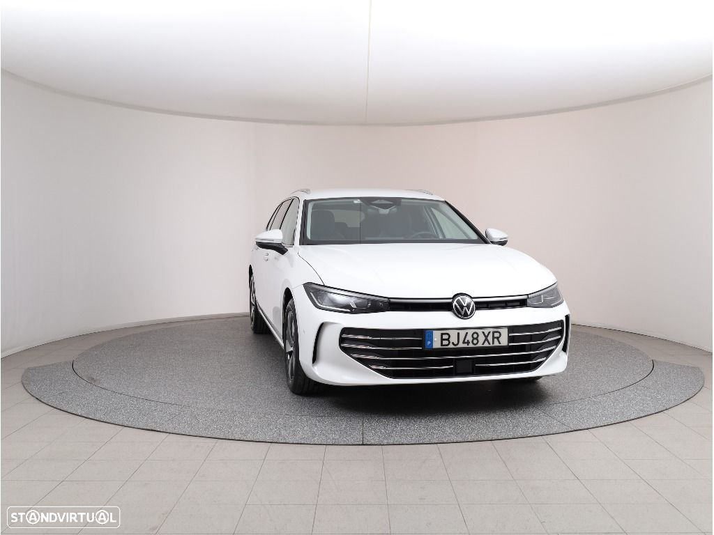 VW Passat Variant 2.0 TDi Business DSG - 4