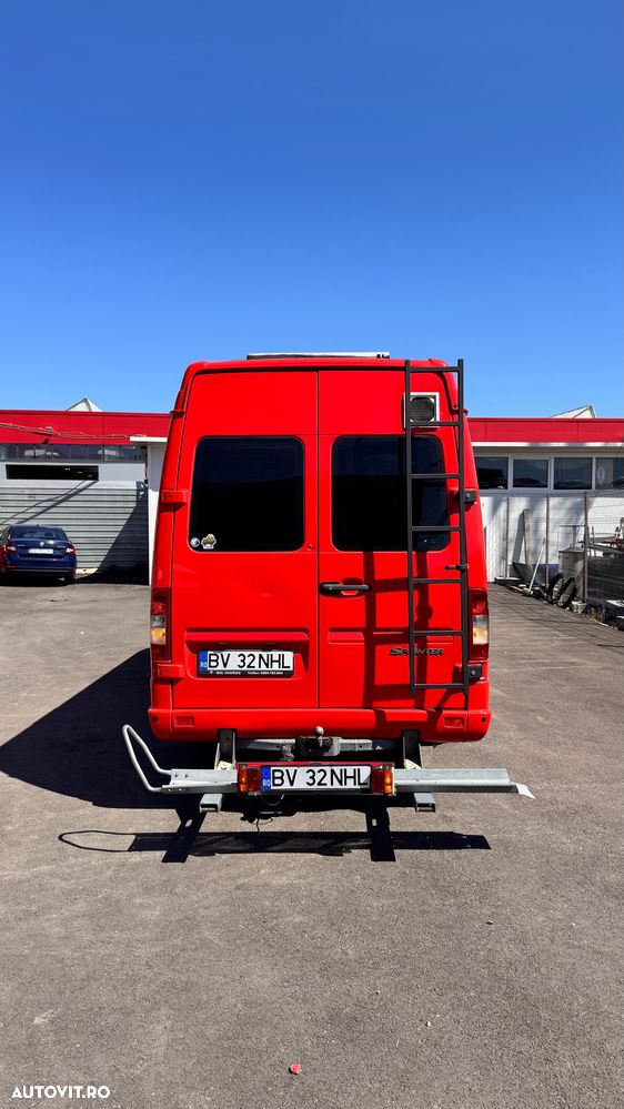 Mercedes-Benz Sprinter - 2