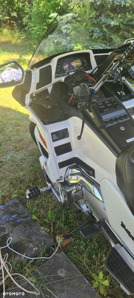 Honda GL - 10