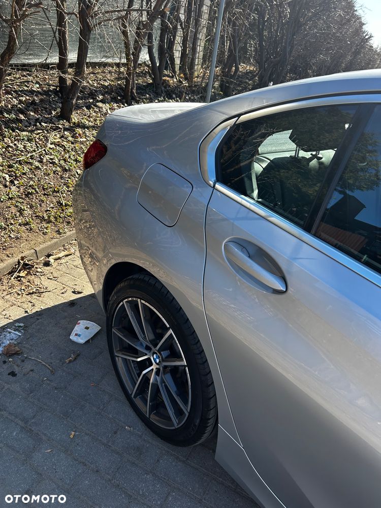 BMW Seria 3 330i xDrive Sport Line - 7