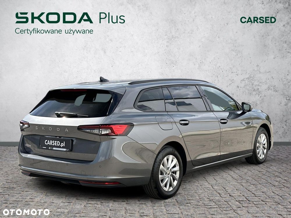 Skoda Superb 2.0 TDI SCR Essence DSG - 7