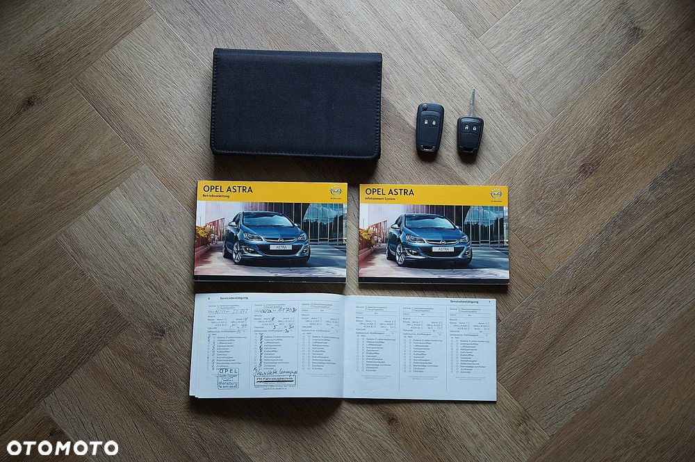 Opel Astra 1.4 T Cosmo S&S - 23