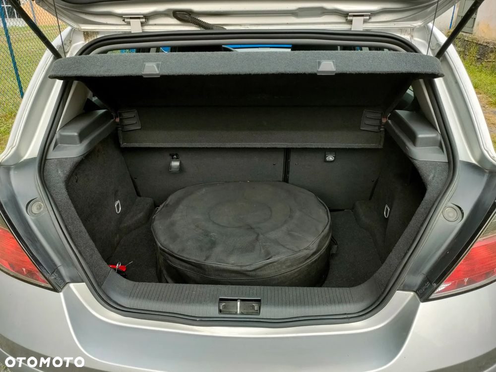 Opel Astra 1.6 - 8