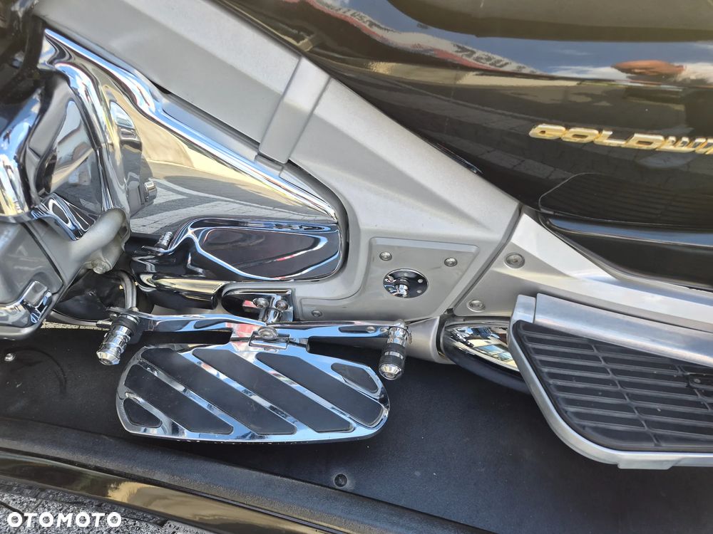 Honda GL - 22