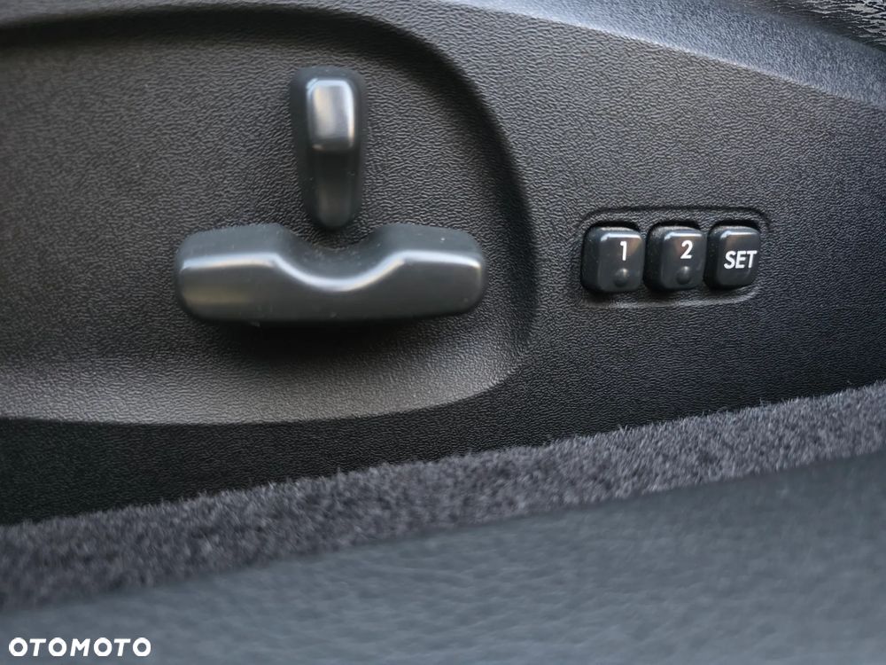 Subaru Outback - 30