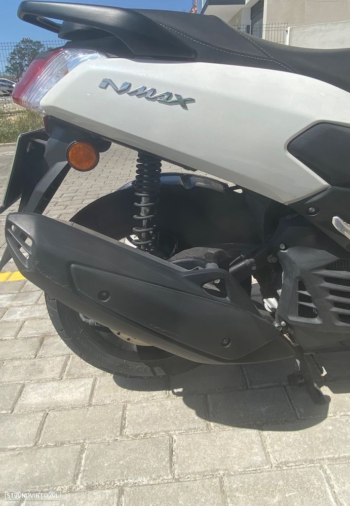 Yamaha NMAX - 12