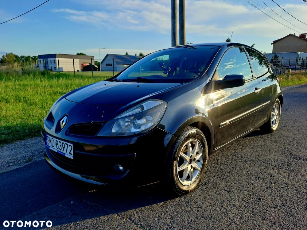 Renault Clio 1.6 16V Expression - 1