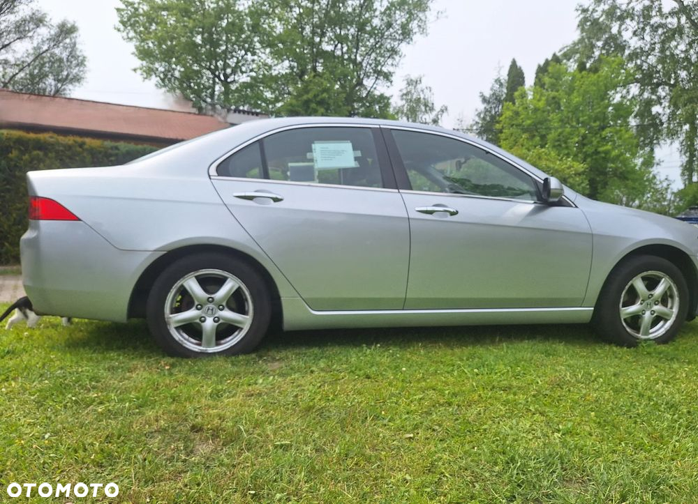 Honda Accord 2.0 Executive - 4