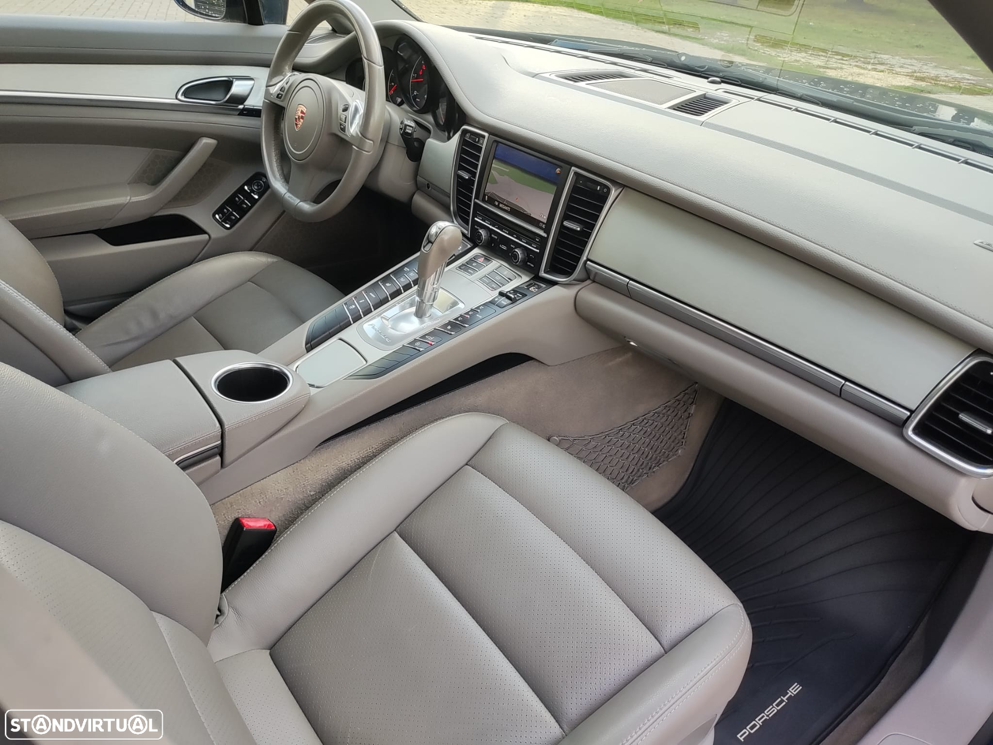 Porsche Panamera Diesel - 28