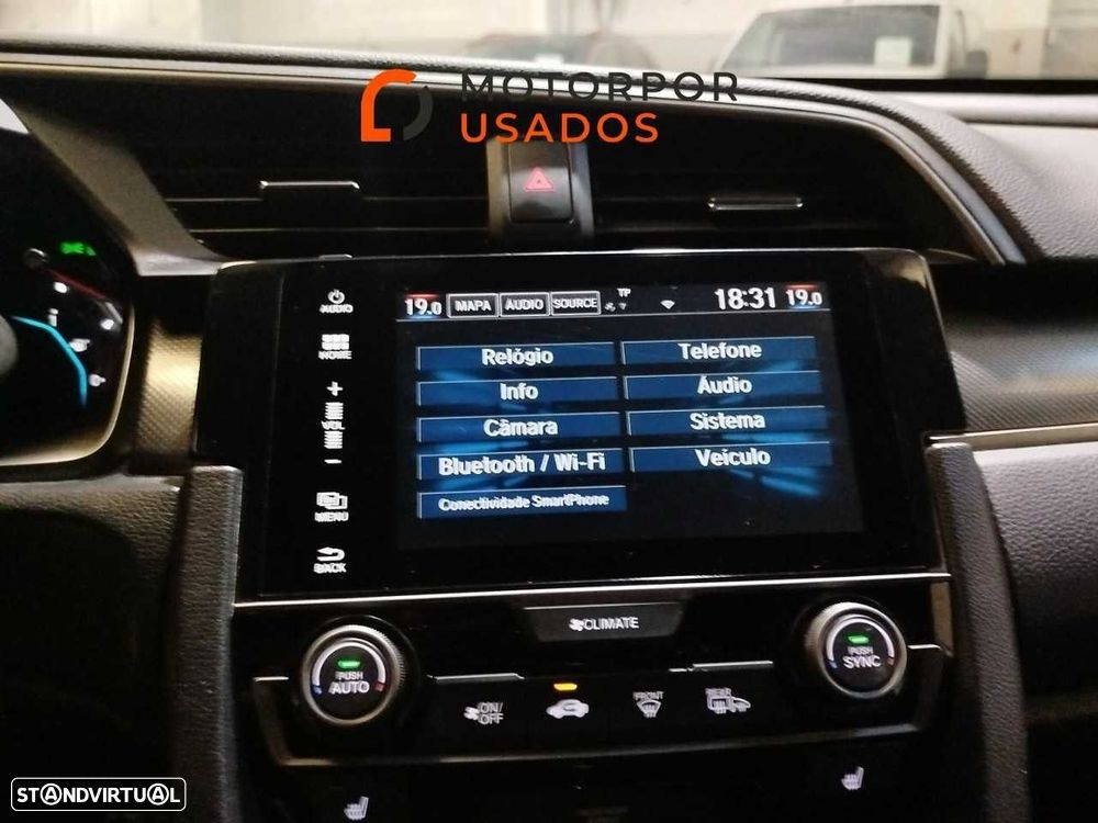 Honda Civic 1.0 i-VTEC Executive Premium - 18