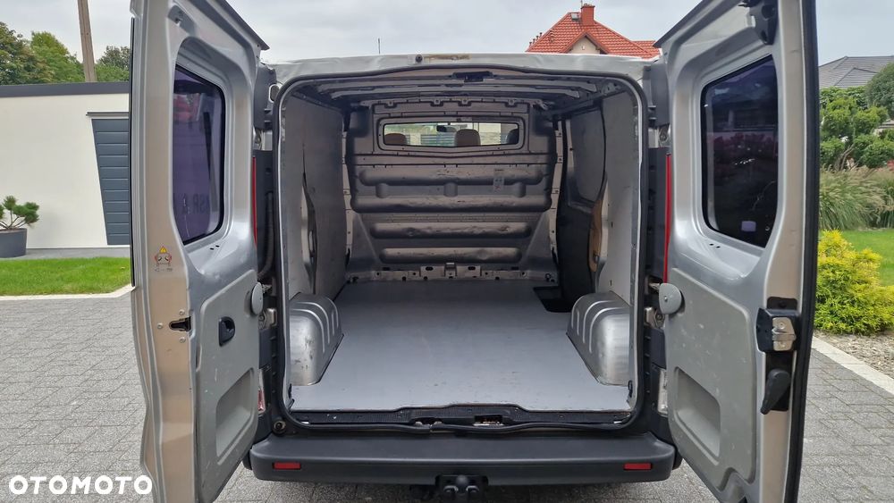 Opel Vivaro - 20