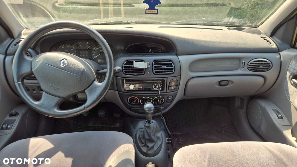 Renault Megane - 5
