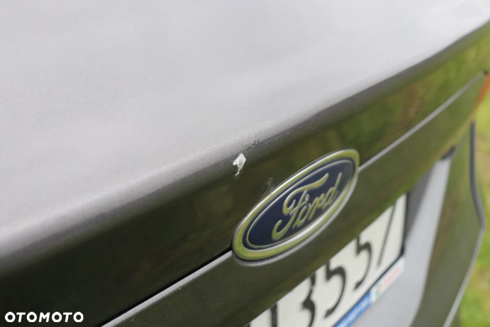 Ford Mondeo 2.0 TDCi Titanium - 16