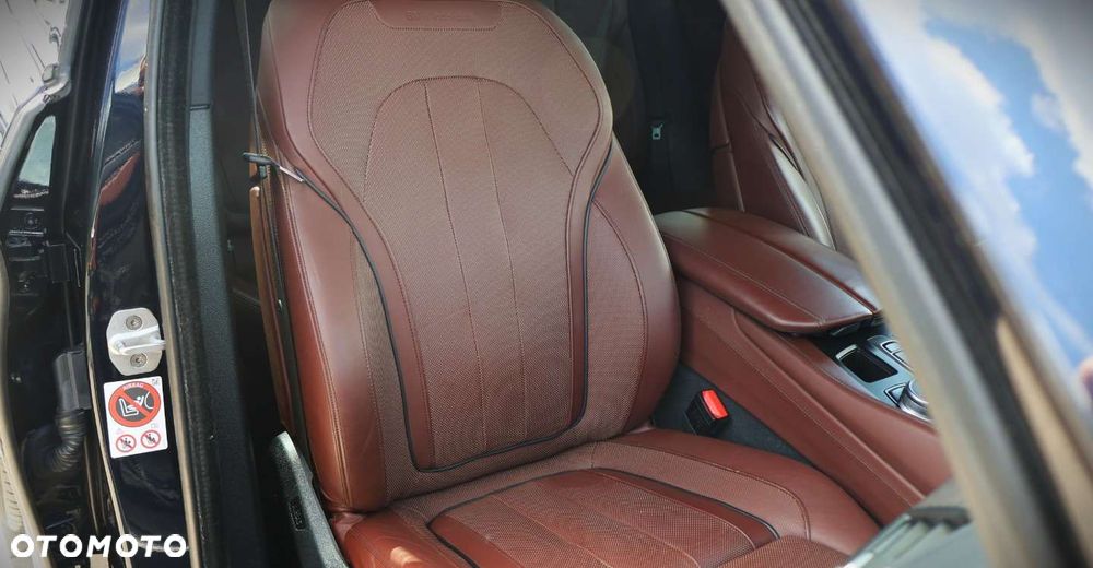 BMW X6 - 21