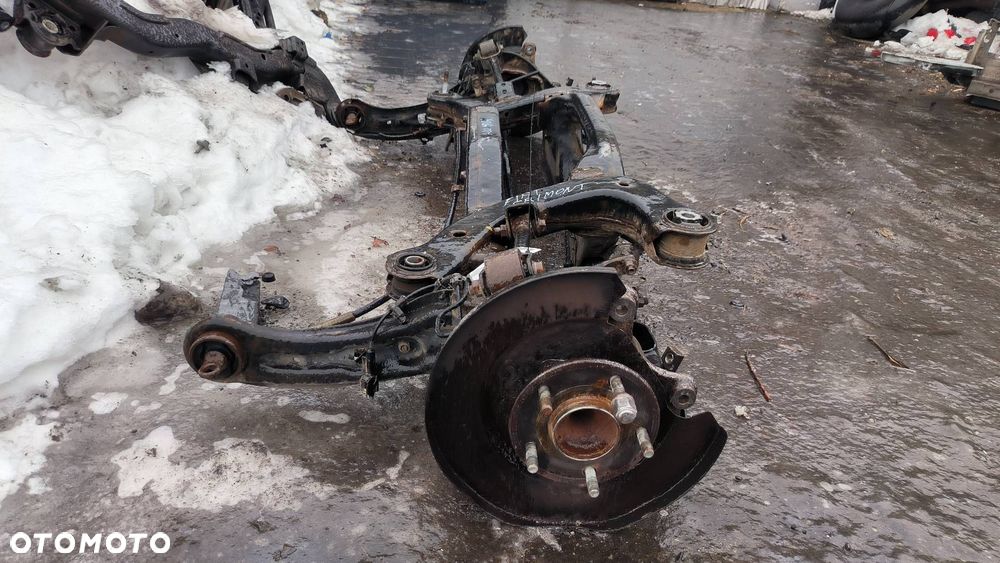 BELKA / SANKI TYŁ FIAT FREEMONT - 4