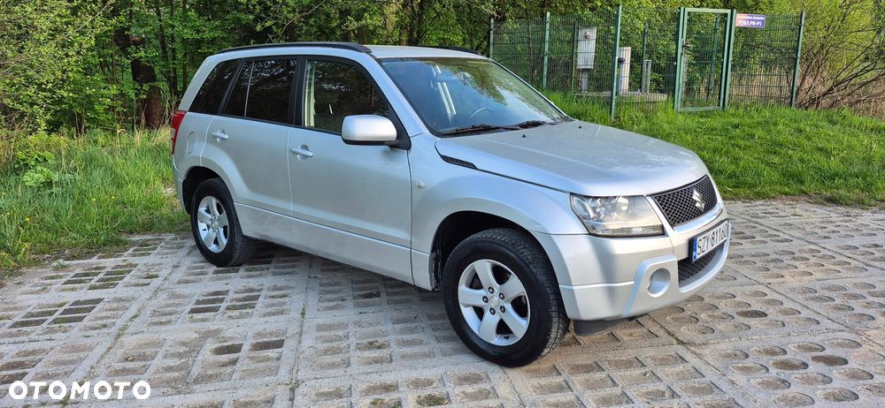 Suzuki Grand Vitara 2.0 Comfort - 3