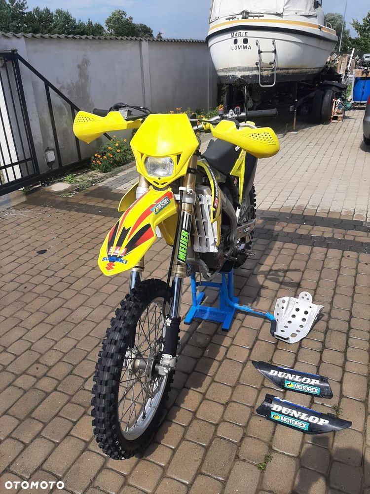Suzuki RM-Z - 10