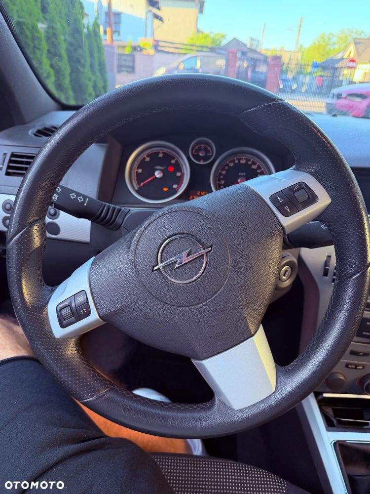 Opel Astra 1.9 CDTI Sport - 8