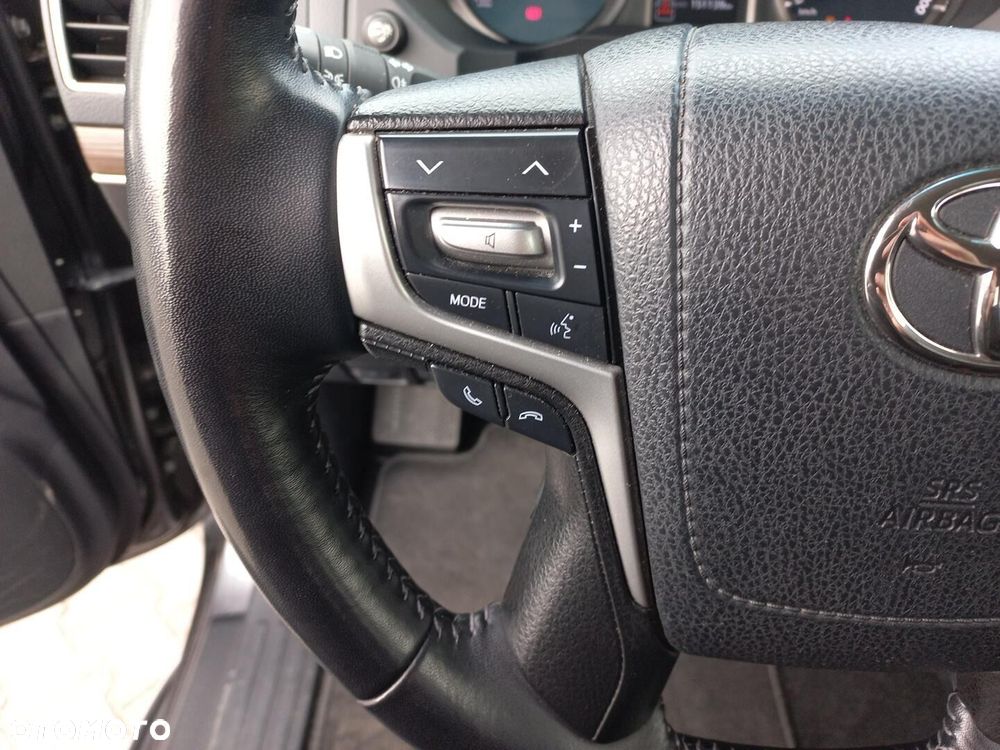 Toyota Land Cruiser LC 2.8 D-4D Invincible - 21