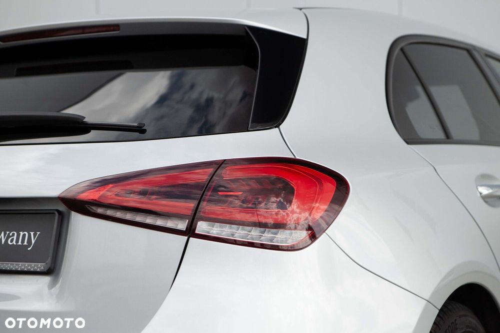 Mercedes-Benz Klasa A 180 AMG Line 7G-DCT - 11