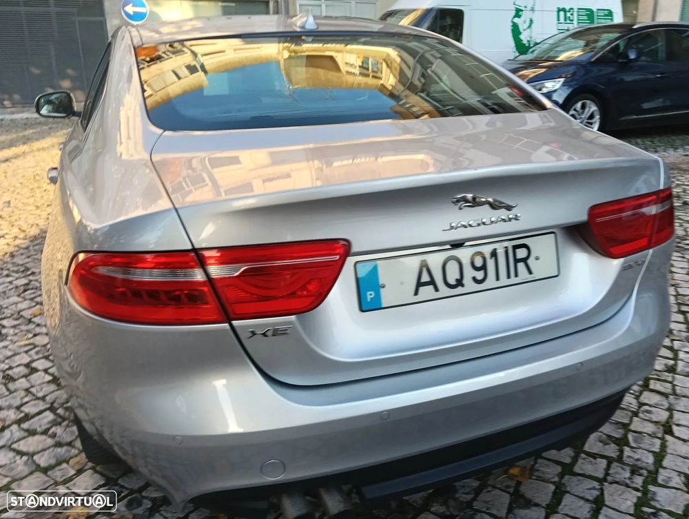 Jaguar XE 2.0 D R-Sport Aut. - 7