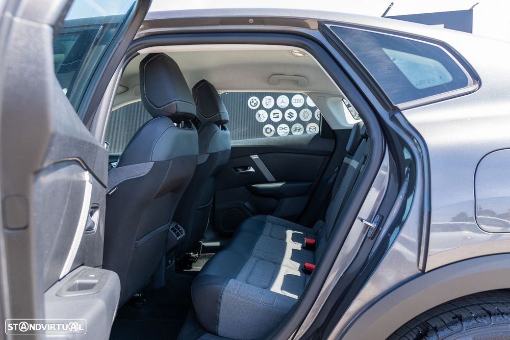 Citroën C4 X 1.2 PureTech Shine EAT8 - 13