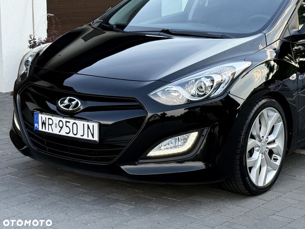 Hyundai i30 i30cw 1.6 Fifa World Cup Edition - 34