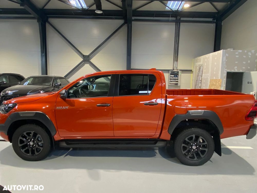 Toyota Hilux 2.8D 204CP 4x4 Double Cab AT MHEV Invincible - 7